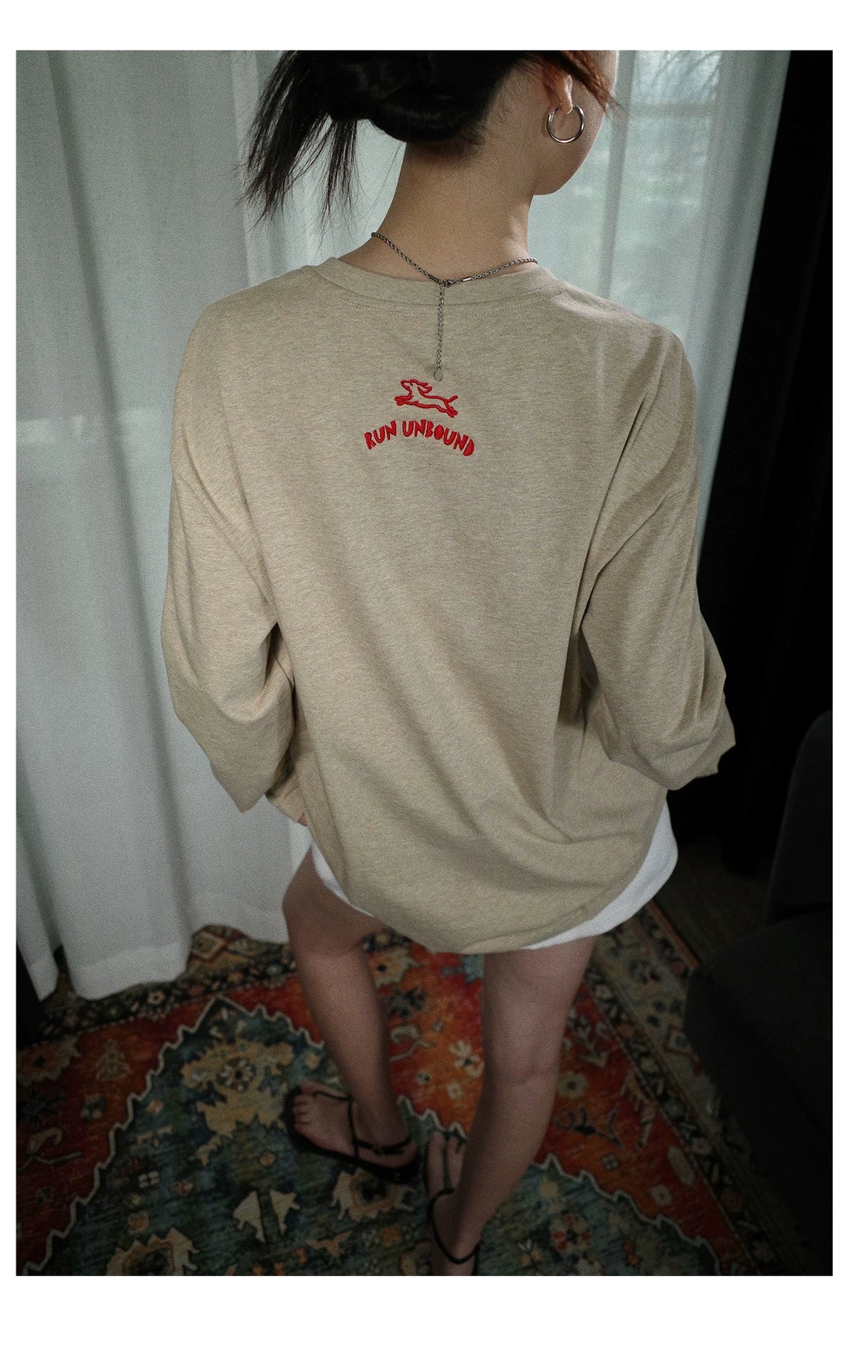 PII Run Unbound Dachshund Embroidered Long Sleeve T-Shirt, 260GSM Heavyweight American Vintage Khaki Oat Wiener Dog Tee, Relaxed Fit Retro Casual Crew Neck Top for Men Women Streetwear Dog Lovers Daily Wear