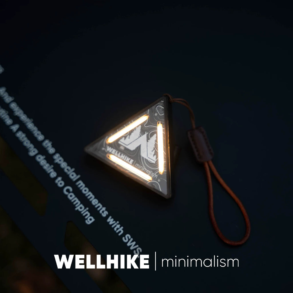 Wellhike tactical triangle light, hanging camping marker lamp, detail view
