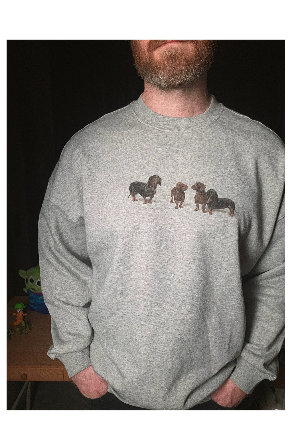 PII Unisex Dachshund Crew Neck Sweatshirt, 400GSM Heavyweight Heather Gray American Vintage Classic Pullover, Soft Warm Retro Casual Top for Dog Lovers Streetwear Daily Fall Winter Wear