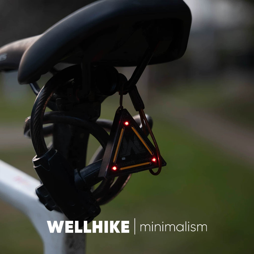 Wellhike tactical triangle light, hanging camping marker lamp, side view