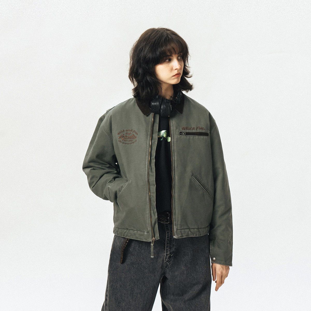 Vintage padded jacket lapel collar detail