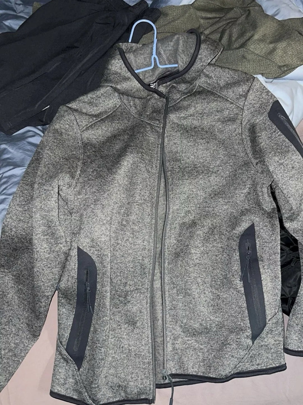 Couple fleece hoodie - flat lay detail